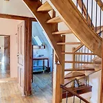 Dom wakacyjny 20 Min Lioran, Maison Familiale En Auvergne, Nature Et Confort, *