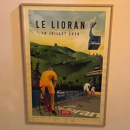 Maison Familiale En Auvergne, Nature Et Confort, 20 Min Lioran