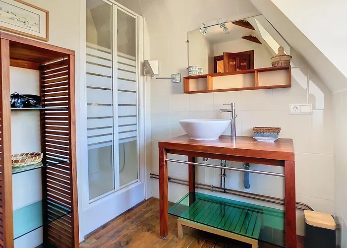 Holiday home 20 Min Lioran, Maison Familiale En Auvergne, Nature Et Confort,